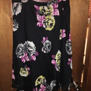 Plus size floral skirt